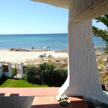 In Front Of The Beach - La Terrazza Sul Mare Flumini di Quartu Bagian luar foto