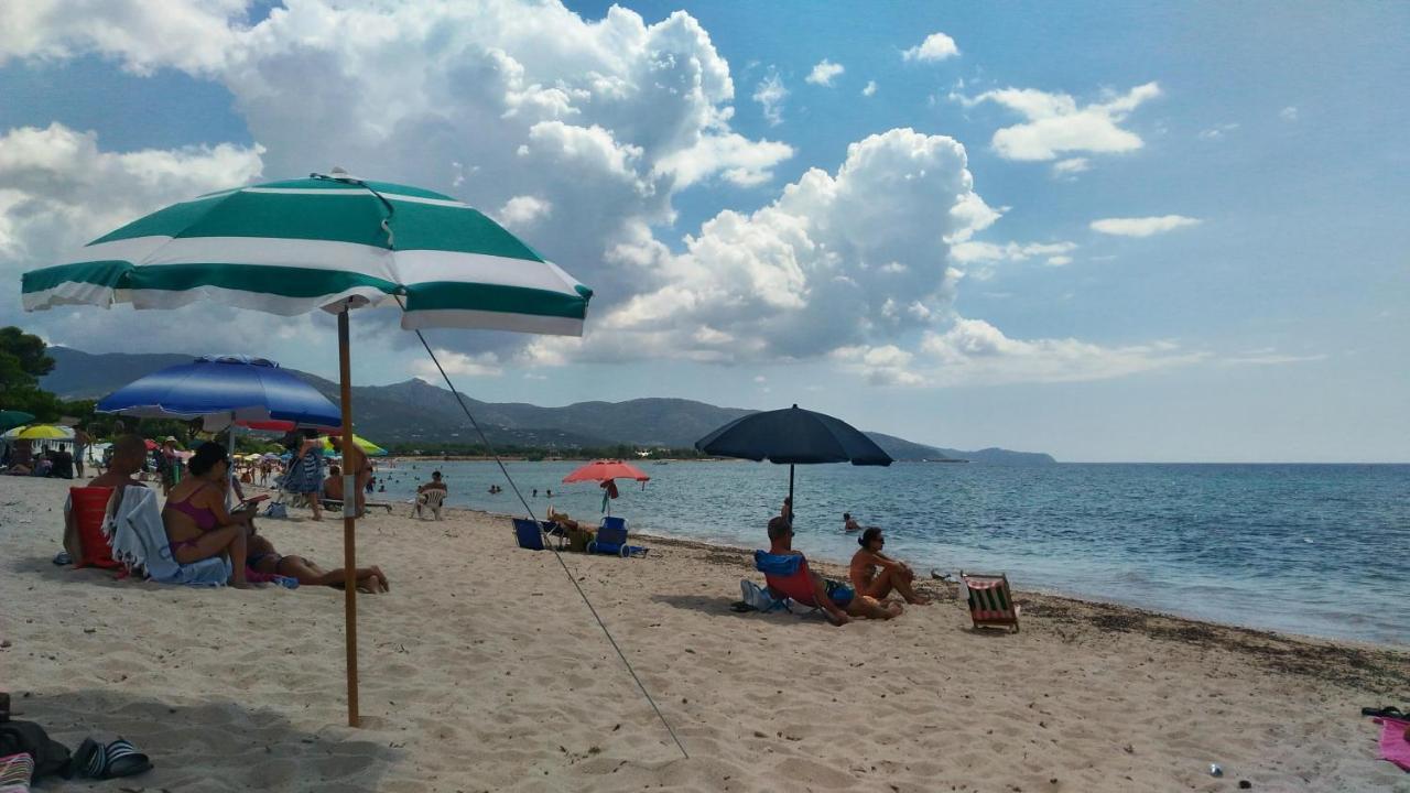 In Front Of The Beach - La Terrazza Sul Mare Flumini di Quartu Bagian luar foto
